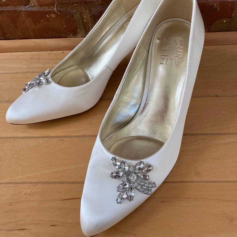 Naturalizer Natalie Embellished Pointy Toe Pump